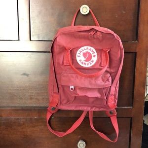 Mini Fjallraven Kanken Backpack